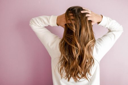 Como cuidar dos cabelos na hora de dormir?
